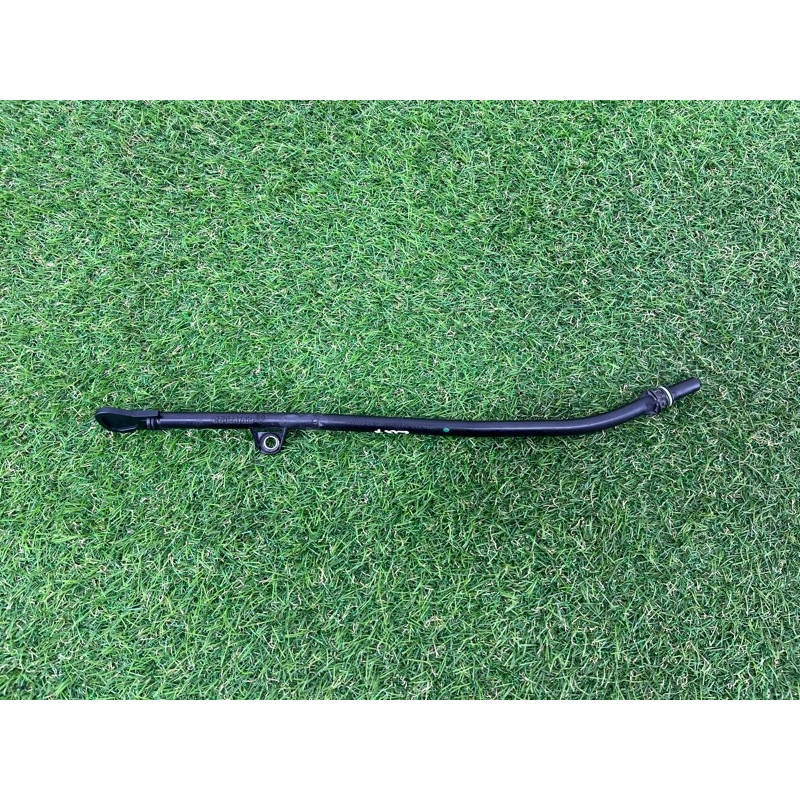 Направляющая масляного щупа (двигатель и элементы) AUDI Q7 4M 2018 3.0 TFSi 06E115630B