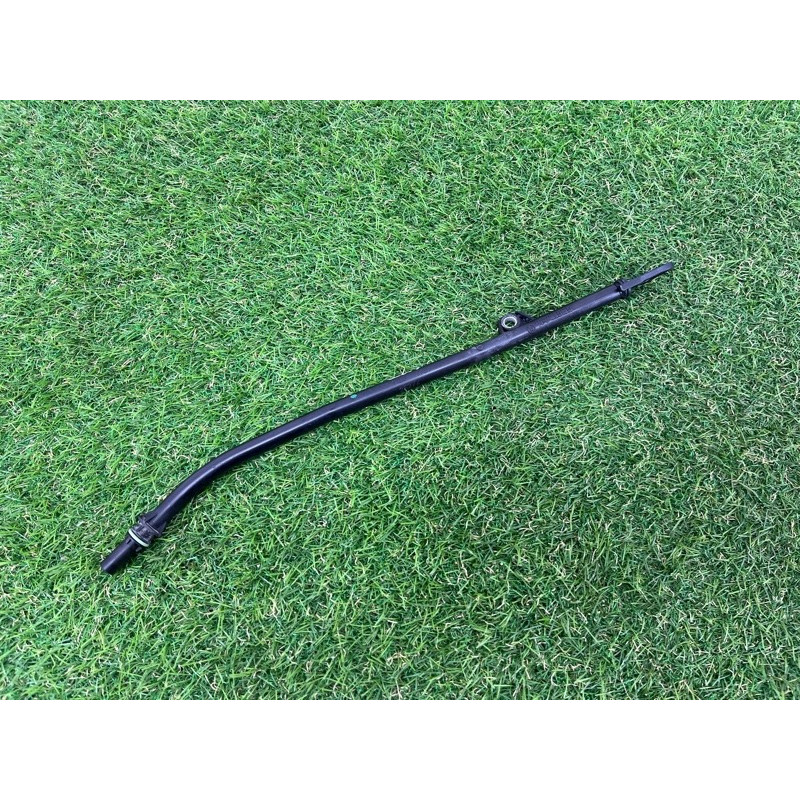 Направляющая масляного щупа (двигатель и элементы) AUDI Q7 4M 2018 3.0 TFSi 06E115630B