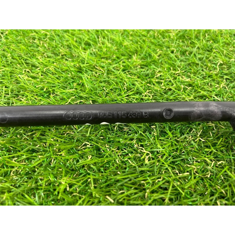 Направляющая масляного щупа (двигатель и элементы) AUDI Q7 4M 2018 3.0 TFSi 06E115630B