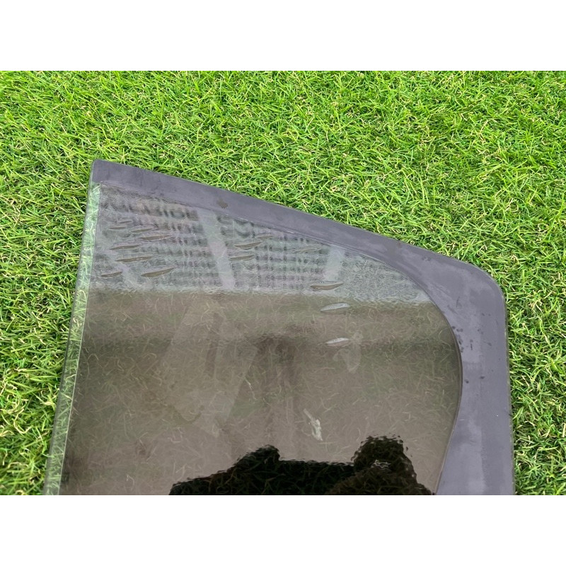 Форточка двери (кузов и элементы) CHEVROLET Cruze J300 2011 1.4 95967118