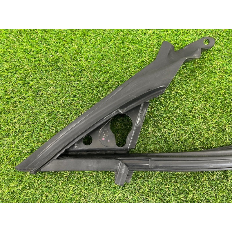 Уплотнитель стекла двери (кузов и элементы) BMW 4-series F32 2015 2.0 51337279777