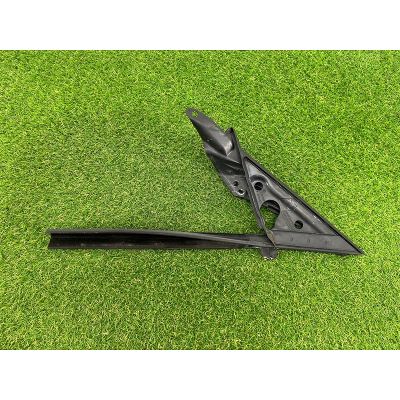 Уплотнитель стекла двери (кузов и элементы) BMW 4-series F32 2015 2.0 51337279777