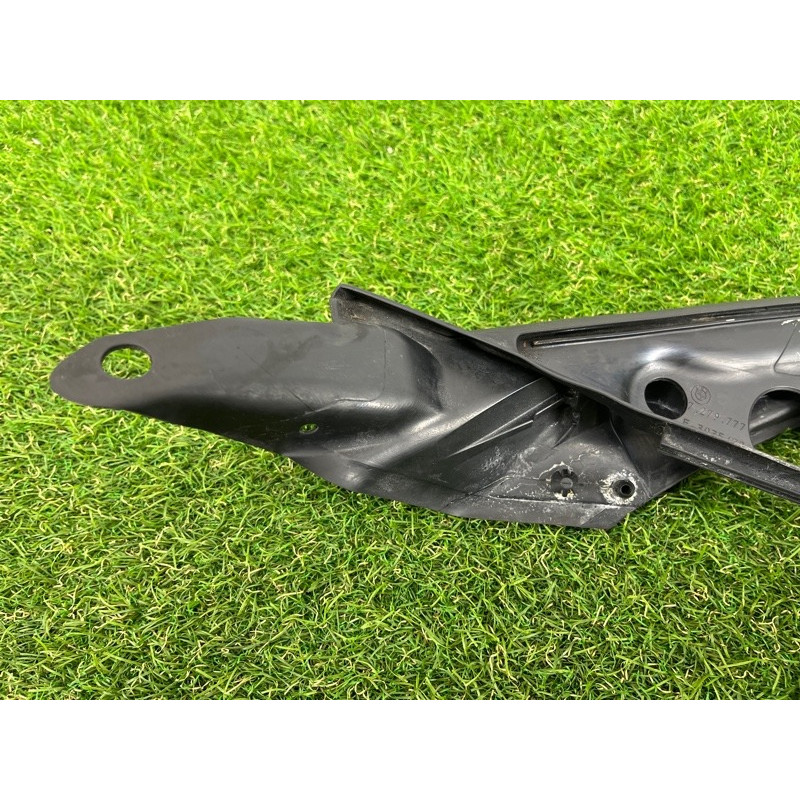 Уплотнитель стекла двери (кузов и элементы) BMW 4-series F32 2015 2.0 51337279777