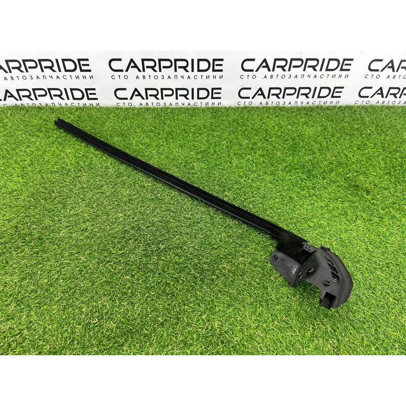 Уплотнитель стекла двери (кузов и элементы) BMW 4-series F32 2015 2.0 51337279735