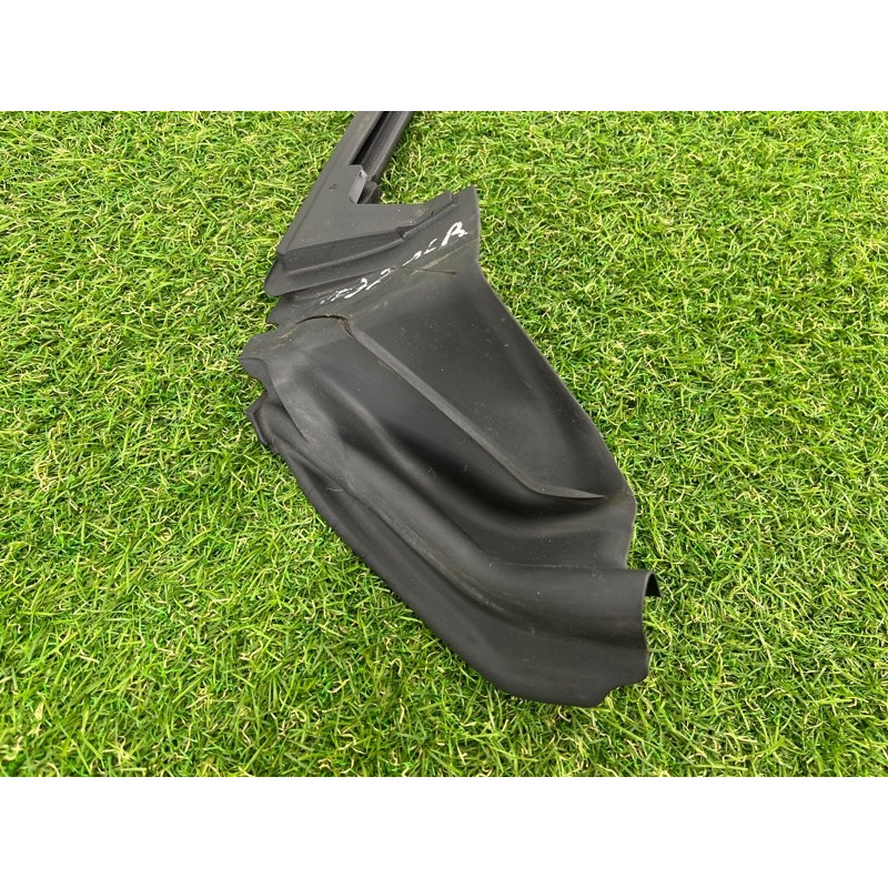 Уплотнитель стекла двери (кузов и элементы) BMW 4-series F32 2015 2.0 51337279735