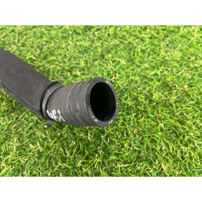 Патрубок (система охлаждения) AUDI A4 B8 2012 2.0 TFSI 8K0121055N