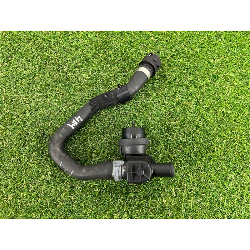 Патрубок (система охлаждения) AUDI A4 B8 2012 2.0 TFSI 8K1819376J