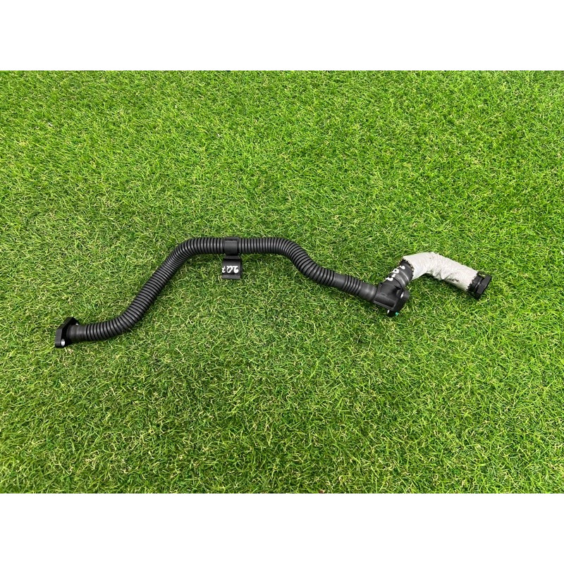 Трубка насоса вторичного воздуха (двигатель и элементы) AUDI Q7 4M 2018 3.0 TFSi 06E131143BF