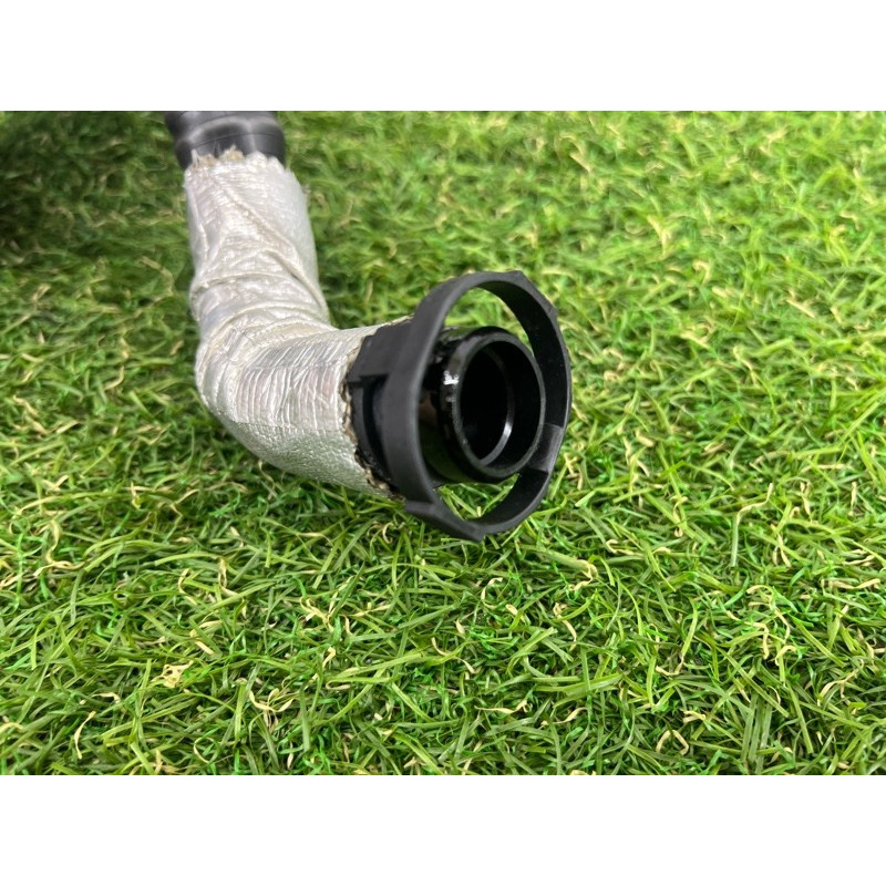 Трубка насоса вторичного воздуха (двигатель и элементы) AUDI Q7 4M 2018 3.0 TFSi 06E131143BF