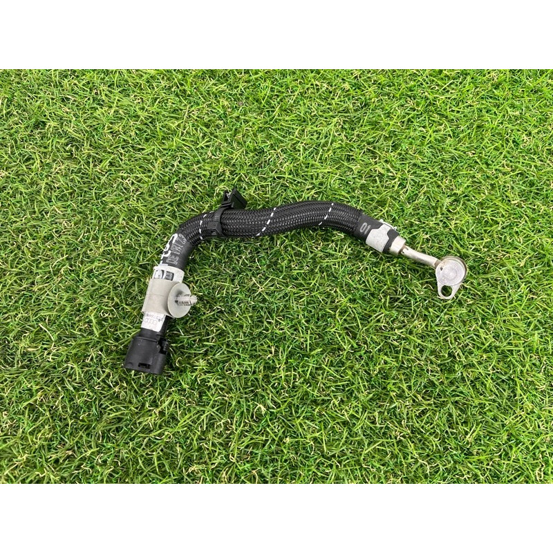 Шланг топливный (топливная система) AUDI Q7 4M 2017 3.0 TFSi CREC 06E127513AD