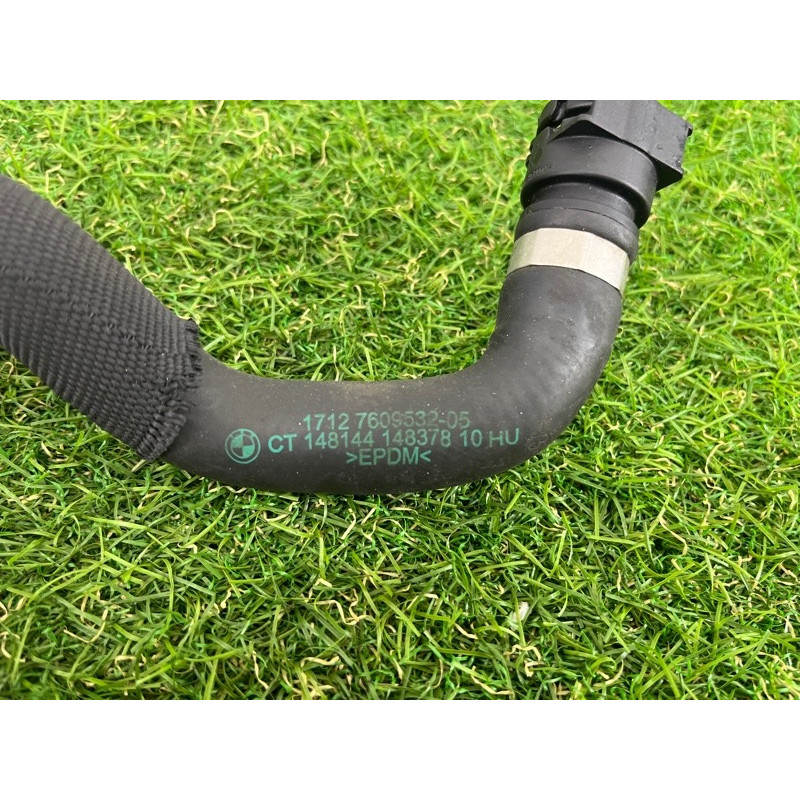 Патрубок (система охлаждения) BMW 4-series F32 2015 2.0 17127609532