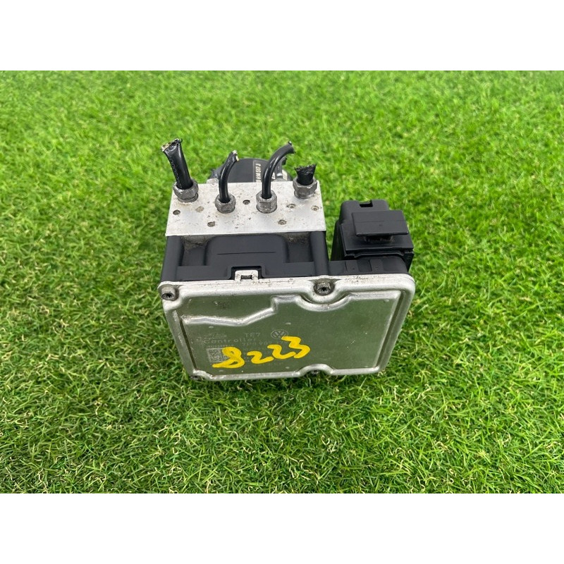 Блок ABS (гальмівна система) Volkswagen Touareg NF 2012 3.6 7P0614517J