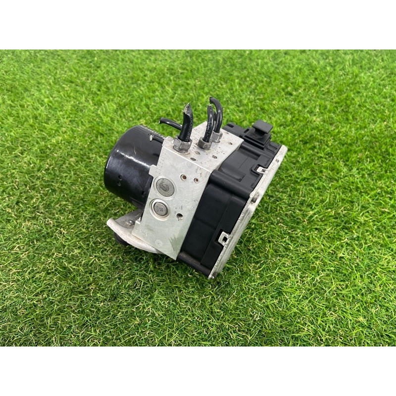 Блок ABS (гальмівна система) Volkswagen Touareg NF 2012 3.6 7P0614517J