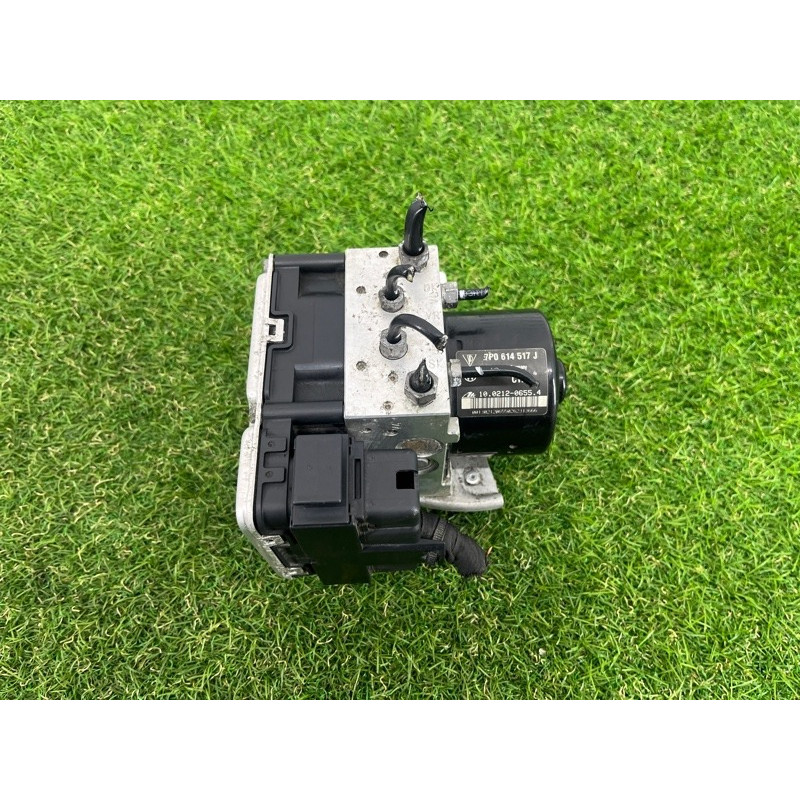 Блок ABS (гальмівна система) Volkswagen Touareg NF 2012 3.6 7P0614517J