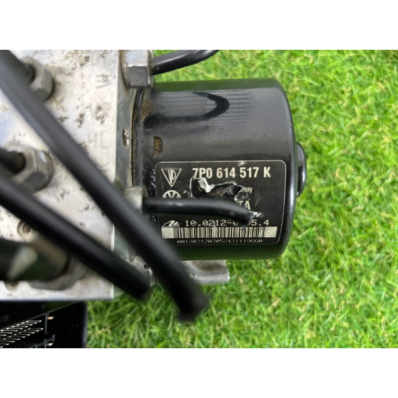 Блок ABS (гальмівна система) Volkswagen Touareg NF 2012 3.0 7P0614517K