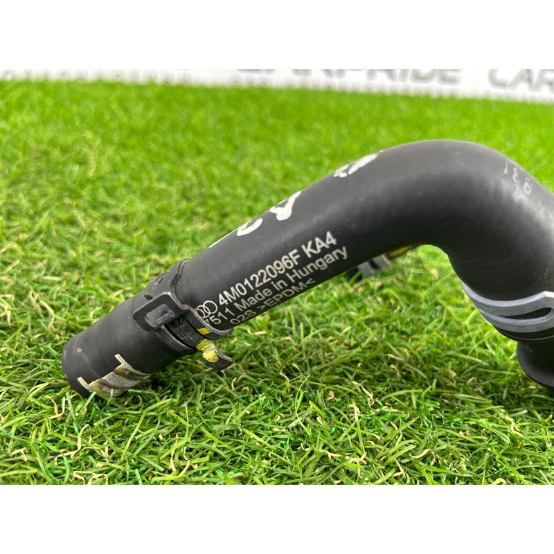 Патрубок (система охлаждения) AUDI Q7 4M 2017 3.0 TFSi CREC 4M0122096F