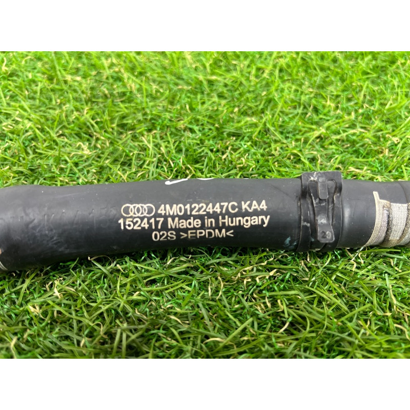 Патрубок (система охлаждения) AUDI Q7 4M 2017 3.0 TFSi CREC 4M0122447C