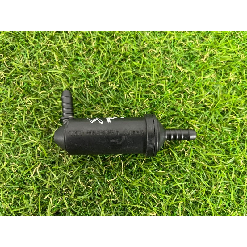 Вакуумный клапан (двигатель и элементы) AUDI A4 B8 2012 2.0 TFSI 06H133781AT