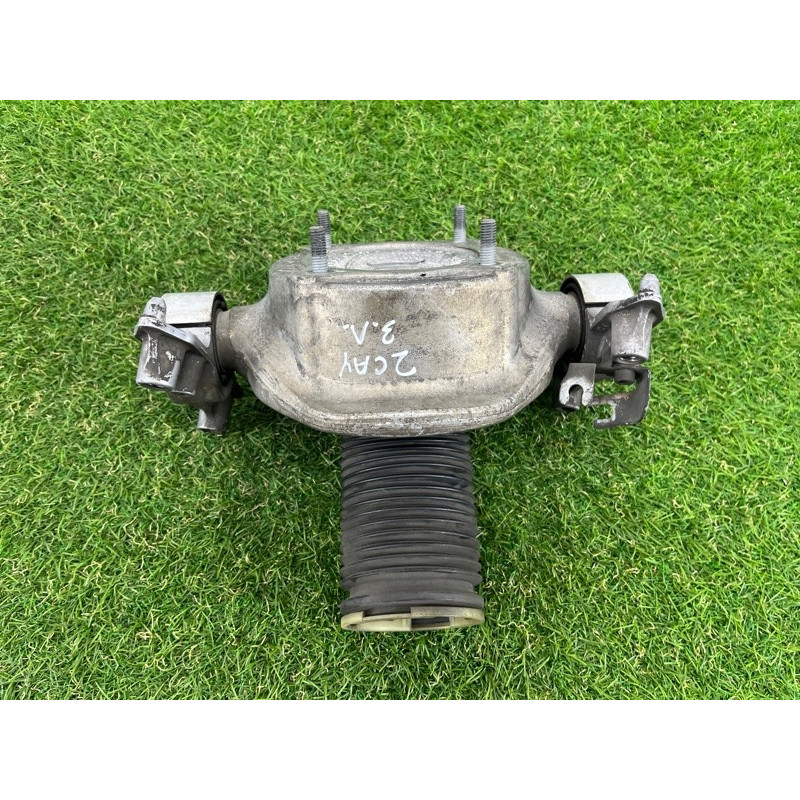 Опора стойки (подвеска) PORSCHE CAYENNE 958 2012 4.8 95833330100