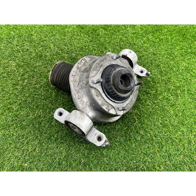 Опора стійки (підвіска) PORSCHE CAYENNE 958 2012 4.8 95833330200