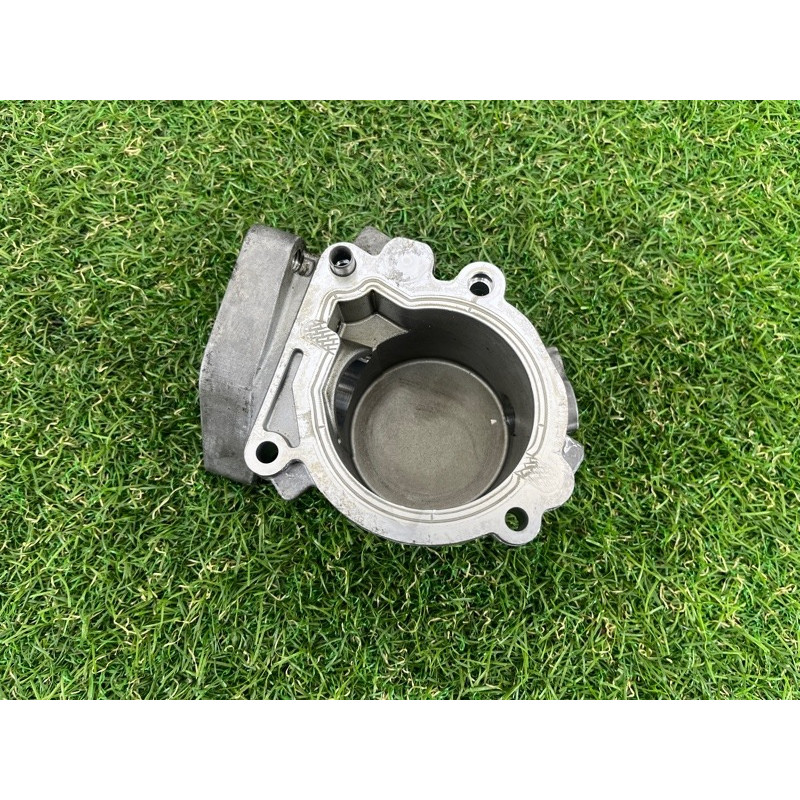 Кронштейн ТНВД (кронштейны двигателя) AUDI A7 4G 2013 3.0 CGXB 06E103535A