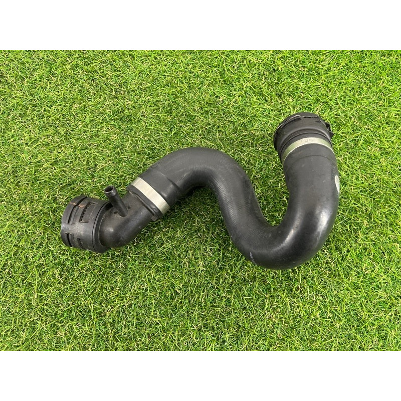 Патрубок (система охлаждения) AUDI Q7 4L 2014 3.0 TFSi CTWB 7L8122101D