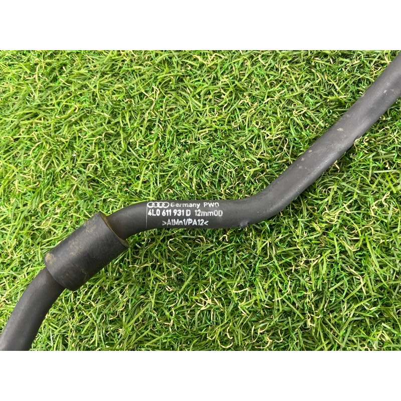 Вакуумная трубка (двигатель и элементы) AUDI Q7 4L 2014 3.0 TFSi CTWB 4L0611931D