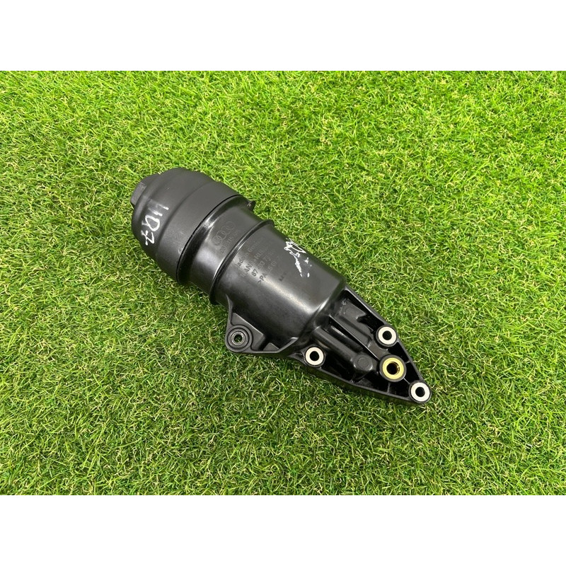 Корпус масляного фильтра (двигатель и элементы) AUDI Q7 4L 2014 3.0 TFSi CTWB 06E115405C