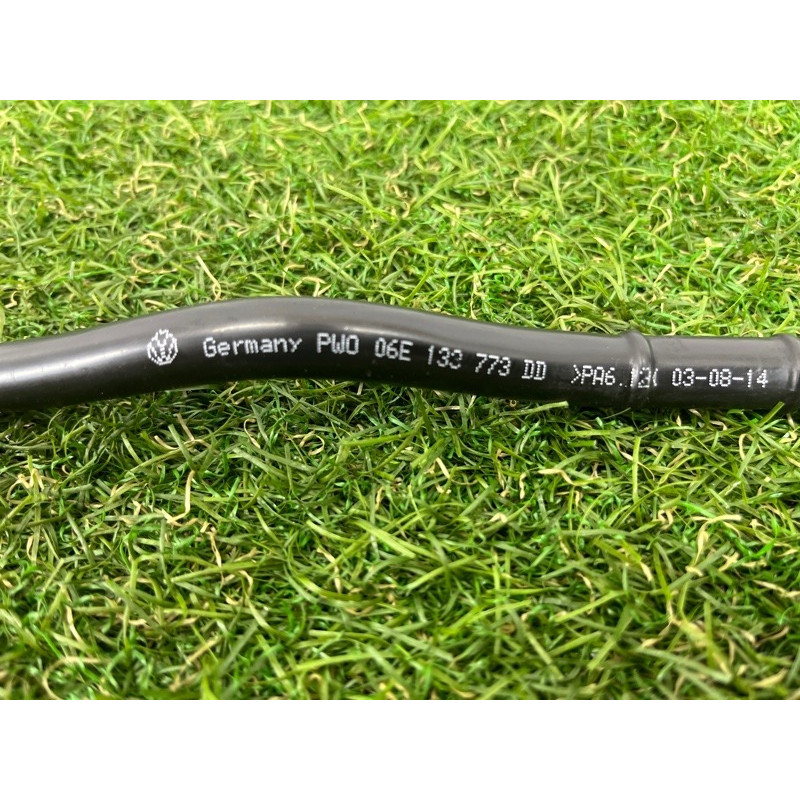 Вакуумная трубка (двигатель и элементы) AUDI Q7 4L 2014 3.0 TFSi CTWB 06E133773DD