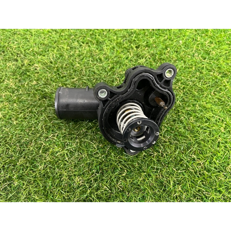 Термостат (система охлаждения) Jeep Grand Cherokee WK2 2016 3.6 4893926AD