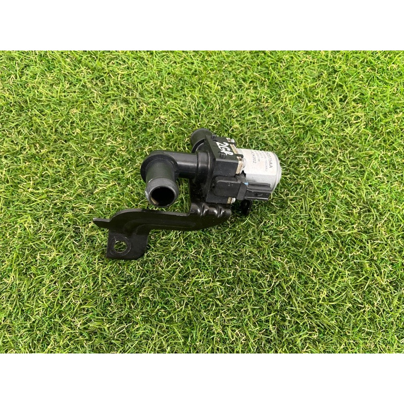 Клапан системы охлаждения (электрика / кнопки) Jeep Grand Cherokee WK2 2016 3.6 68252075AA