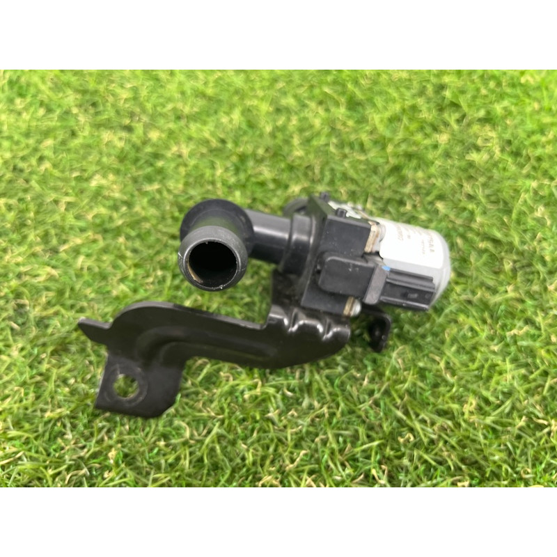 Клапан системы охлаждения (электрика / кнопки) Jeep Grand Cherokee WK2 2016 3.6 68252075AA