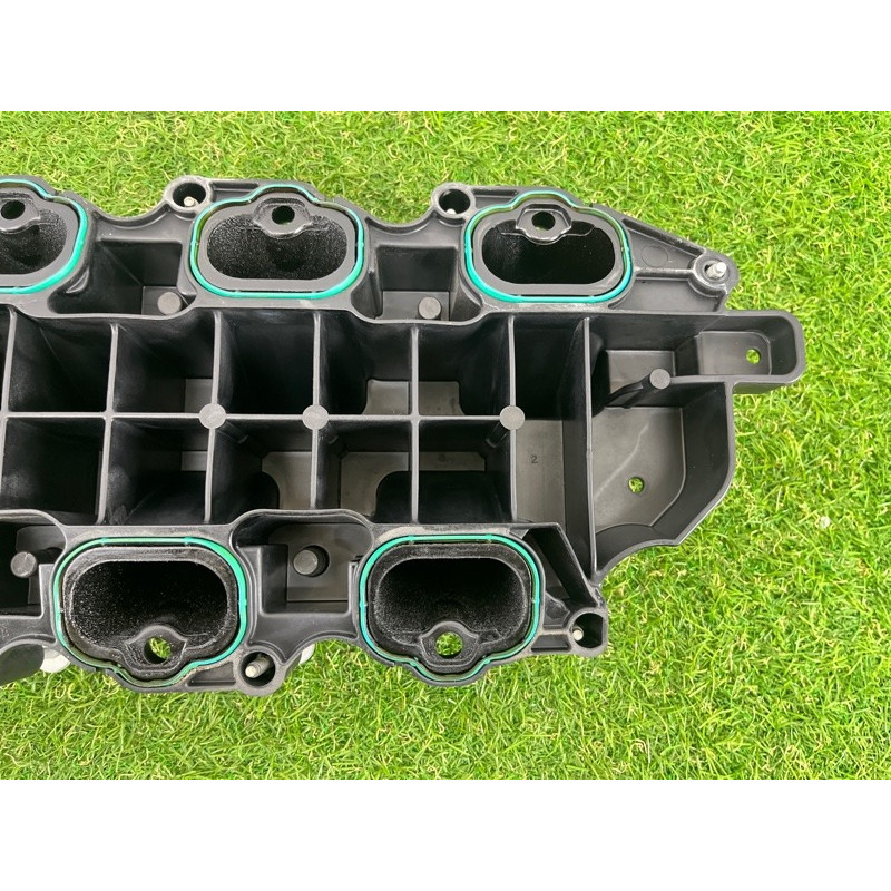 Коллектор впускной (впускная система) Jeep Grand Cherokee WK2 2017 3.6 5281803AA