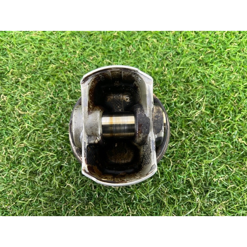 Поршень (двигатель и элементы) AUDI A7 4G 2013 3.0 CGXB 06E107066DM