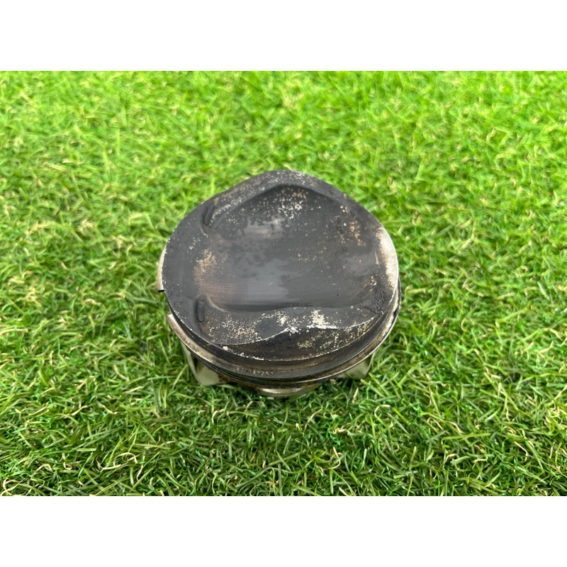 Поршень (двигатель и элементы) AUDI A7 4G 2013 3.0 CGXB 06E107065DM