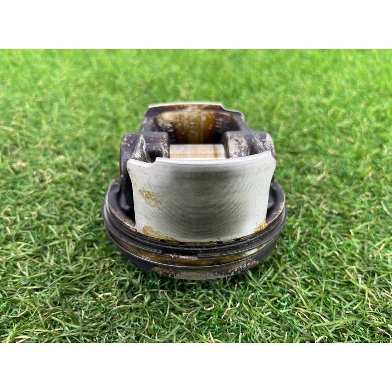 Поршень (двигатель и элементы) AUDI A7 4G 2013 3.0 CGXB 06E107065DM