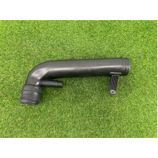 Патрубок воздушного фильтра
