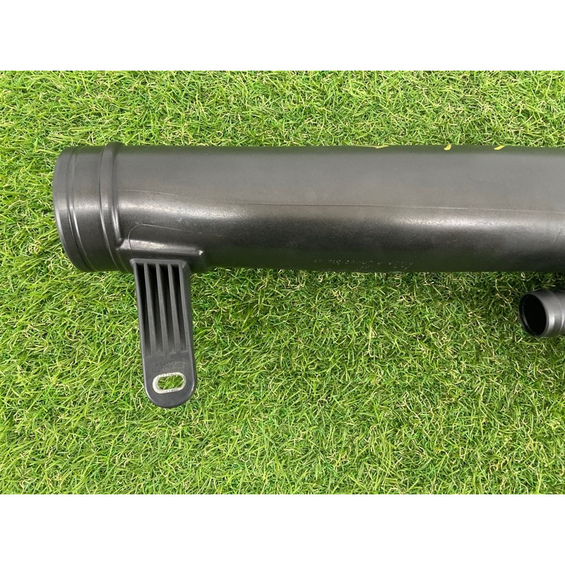 Патрубок воздушного фильтра (впускная система) Volkswagen Passat B7 2016 1.8 5C0129654