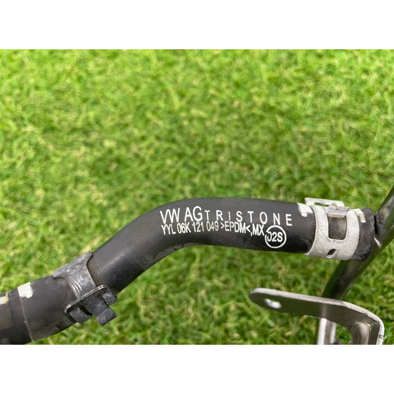 Трубка системы охлаждения (система охлаждения) Volkswagen Passat B7 2016 1.8 06K121075R