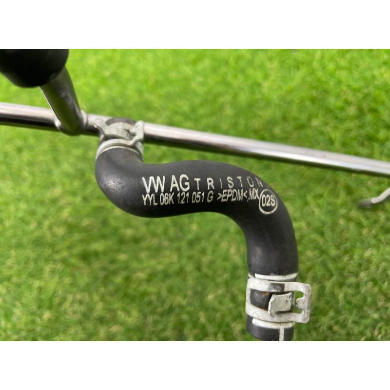 Трубка системы охлаждения (система охлаждения) Volkswagen Passat B7 2016 1.8 06K121075R