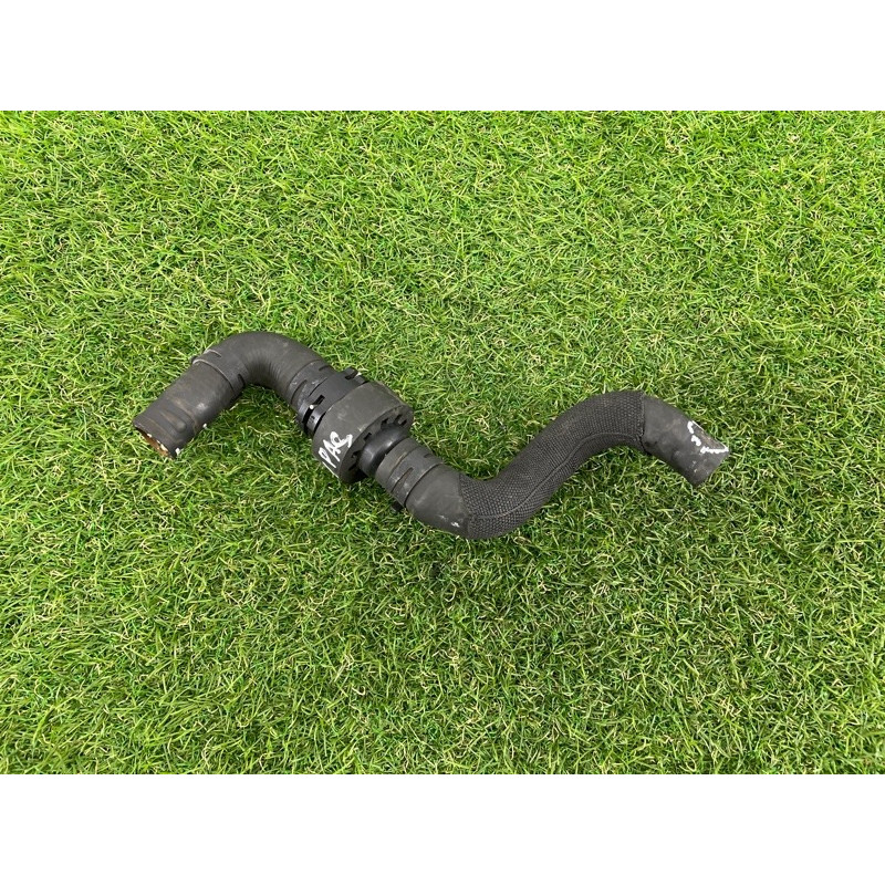 Патрубок (система охлаждения) Volkswagen Passat B7 2016 1.8 5C0122096A