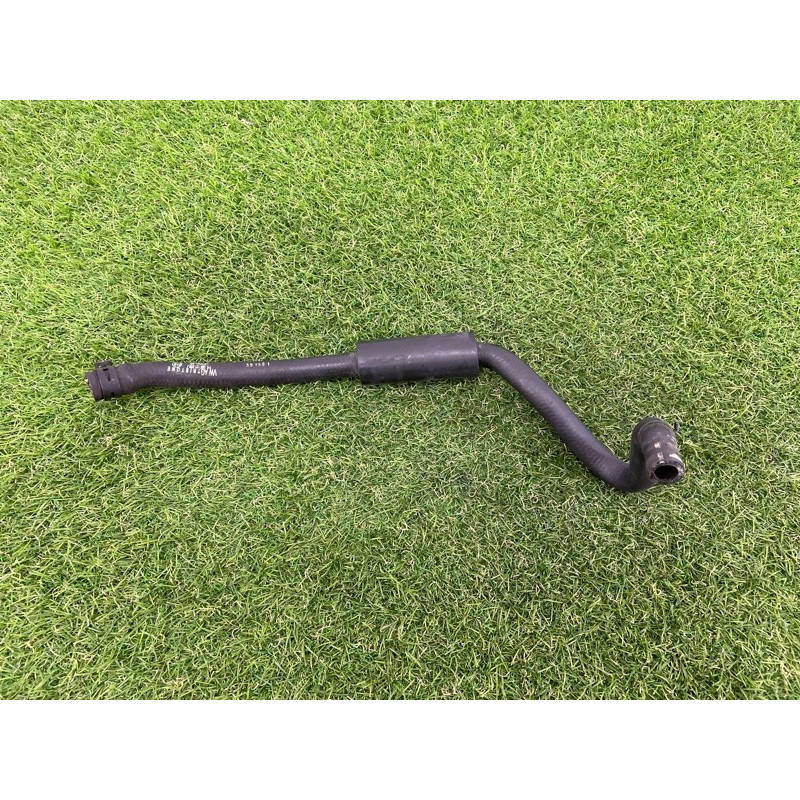 Патрубок (система охлаждения) Volkswagen Passat B7 2016 1.8 06K121059J