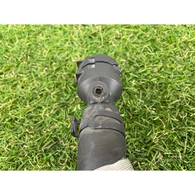 Патрубок (система охлаждения) Volkswagen Passat B7 2016 1.8 5C0122157G