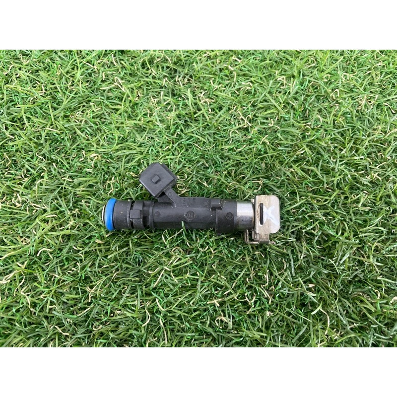 Форсунка топливная (топливная система) CHEVROLET Cruze J300 2011 1.4 55565970