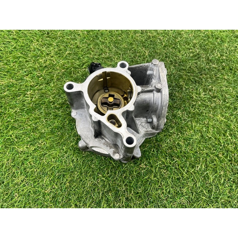 Вакуумный насос (тормозная система) Volkswagen Passat B7 2016 1.8 06K145100BB