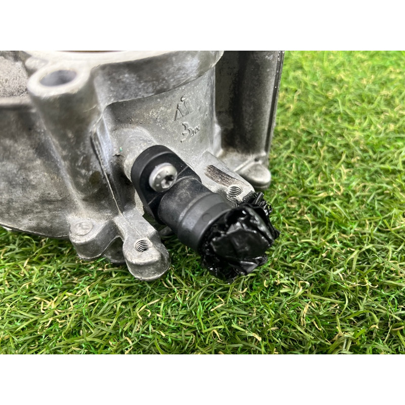 Вакуумный насос (тормозная система) Volkswagen Passat B7 2016 1.8 06K145100BB