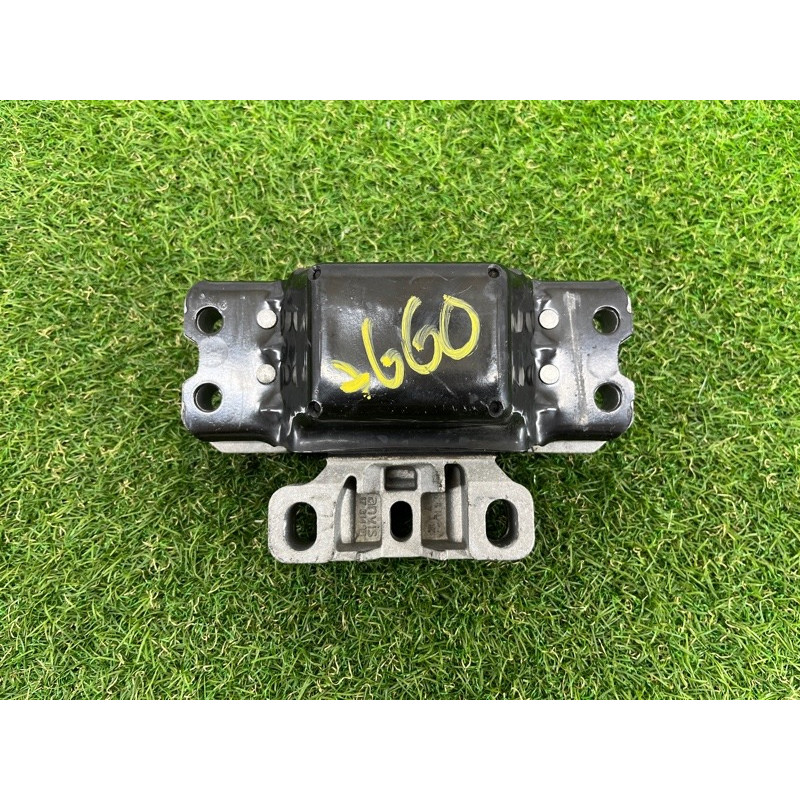 Подушка двигателя (двигатель и элементы) Volkswagen Passat B7 2016 1.8 1K0199555CE