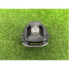 Подушка двигателя