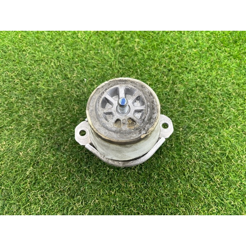 Подушка двигуна (двигун та елементи) Volkswagen Touareg NF 2012 3.6 7P6199131