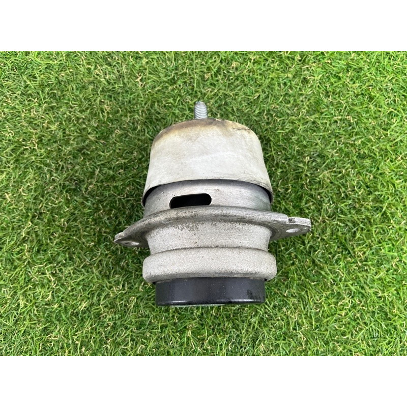 Подушка двигуна (двигун та елементи) Volkswagen Touareg NF 2012 3.6 7P6199131